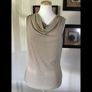 Sleeveless dress top